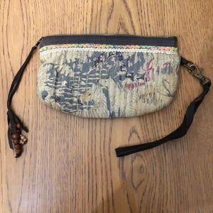 American Eagle Clutch.